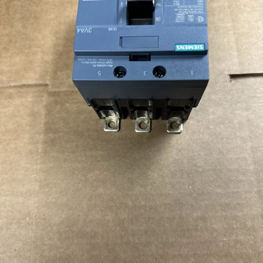 Автоматический выключатель Siemens 3VA4125-4ED34-0AA0 3p 25a 25k Circuit Breaker