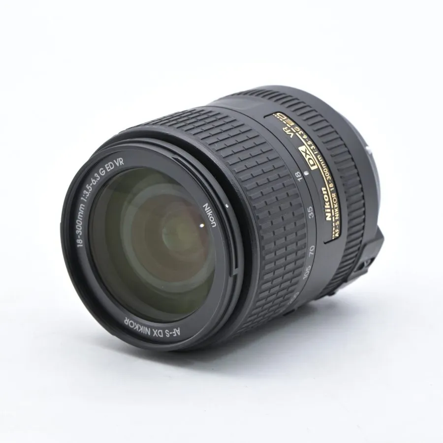 Объектив Nikon AF-S DX Nikkor 18-300mm F/3.5-6.3G ED VR Zoom Lens #L299