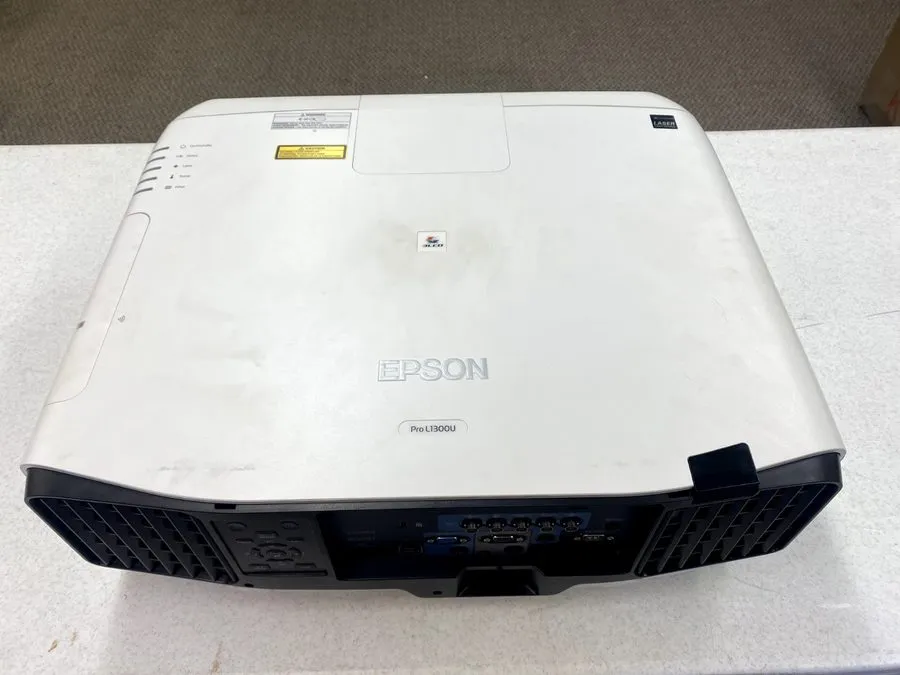 Проектор Epson Pro L1300U 3LCD Laser Projector 8000 Lms WUXGA 4K BODY ONLY / NO