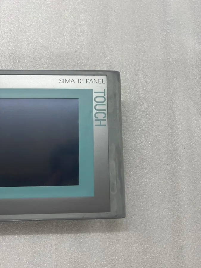 Панель оператора Siemens 6AV6643-0AA01-1AX0 SIMATIC HMI Touch Panel — фото лота 1