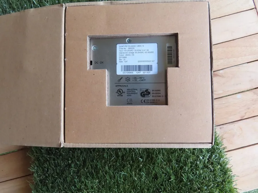 Блок питания Phoenix Contact 48VDC Power Supply QUINT-PS-100-240AC/48DC/5 286625