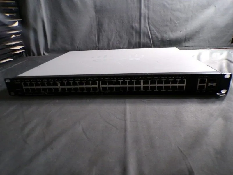Коммутатор Cisco SG200-50P 50-Port Gigabit PoE Smart Switch 180W PoE Fully