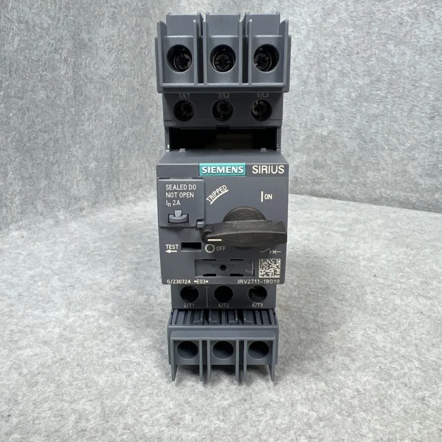 Автоматический выключатель Siemens Circuit Breaker 2A Motor Protection 3RV2711-1