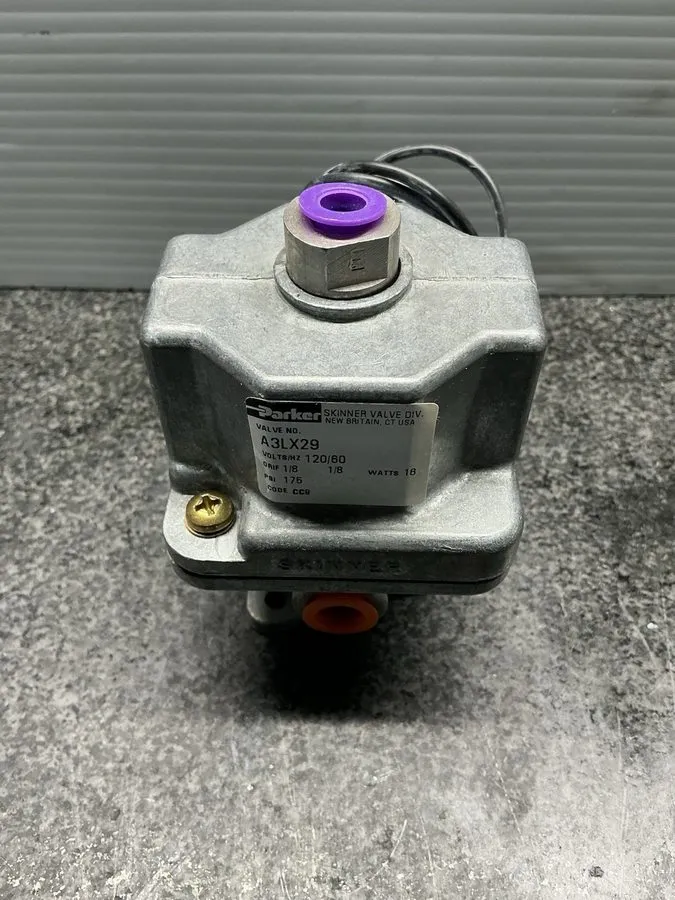 Электромагнитный клапан Parker A3LX29 A3LX29AB6A46 Pneumatic Solenoid Valve — фото лота 1