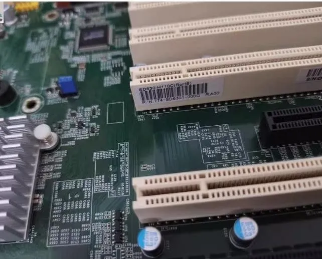 Промышленный компьютер DFI SD630 Industrial PC motherboard SD630-H110C GOOD