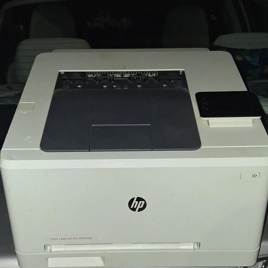 Лазерный принтер HP Color LaserJet Pro M252dw Wireless Duplex Color Laser Printe