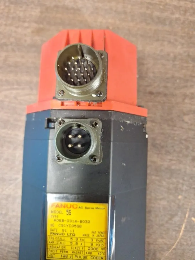 Серводвигатель Fanuc AC Servo Motor Model 5S Type: A06B-0314-B032 — фото лота 2
