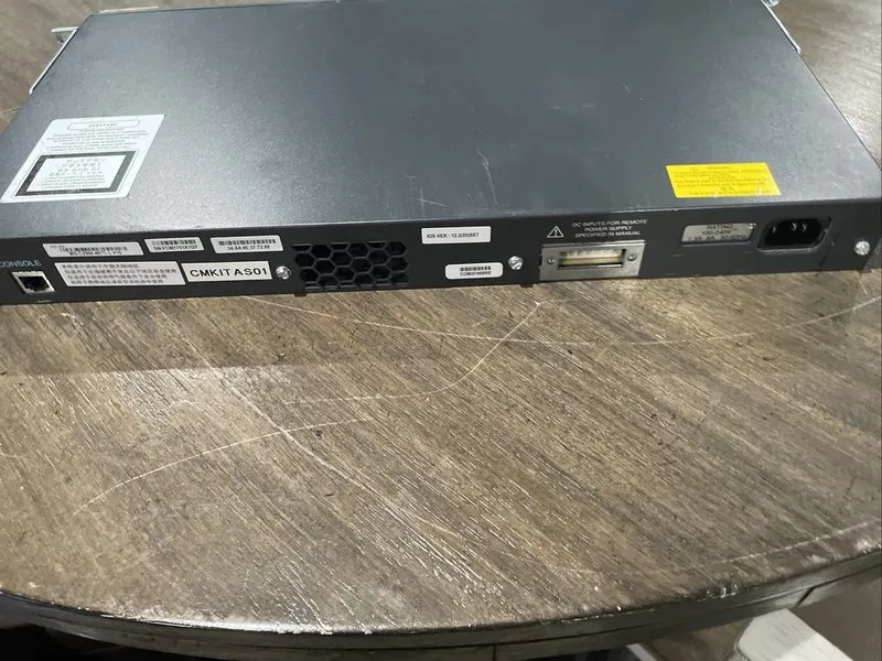 Коммутатор Cisco Catalyst 2960 Series WS-C2960-48TC-L V05 48-Ports Switch — фото лота 2