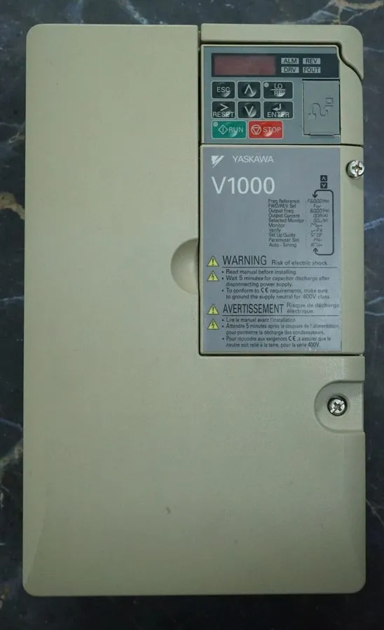 Частотный преобразователь Yaskawa 10HP CIMR-VT4A0018FAA V1000 Variable Frequency — фото лота 2