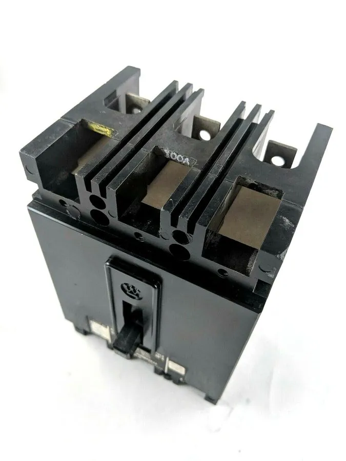 Автоматический выключатель Westinghouse EHB3100 Circuit Breaker 100A 3P 480V 3PH