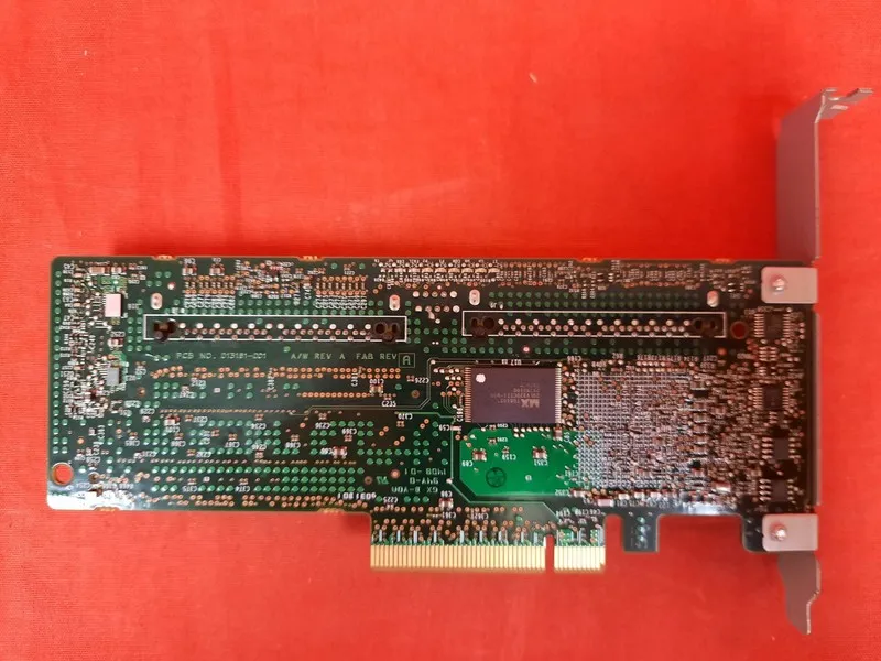 Контроллер HP 441823-001 Lsi Smart Array P400 512MB SCSI SAS RAID Controller Car