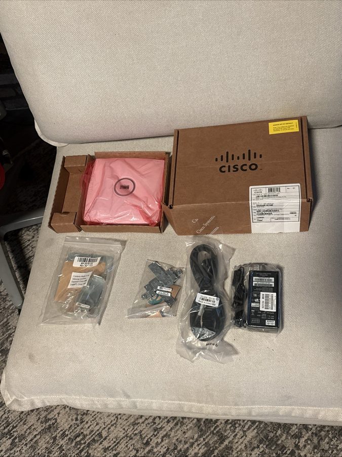 Точка доступа Wi-Fi Cisco AIR-LAP1131G-A-K9 Aironet 1131AG Wireless Access Point