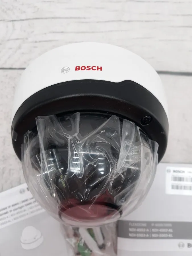 Камера Bosch FLEXIDOME IP 4000i Outdoor Camera NDI-4502-A 2MP 3-10MM