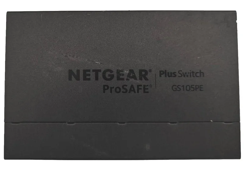 Коммутатор Netgear ProSafe 1000Mbps 5-Port Ethernet Switch Model GS105PE-10000S
