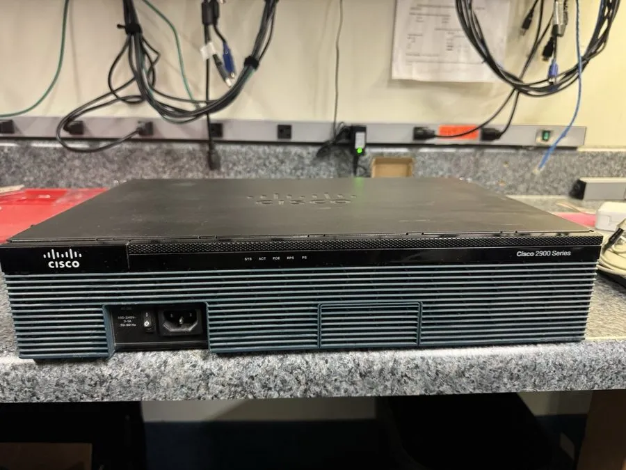 Маршрутизатор Cisco 2900 Series CISCO2911/K9 Integrated Services Router