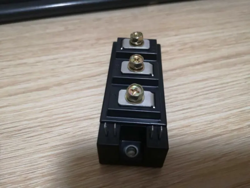 Силовой модуль IGBT FUJI 2MBI75N-120 IGBT MODULE