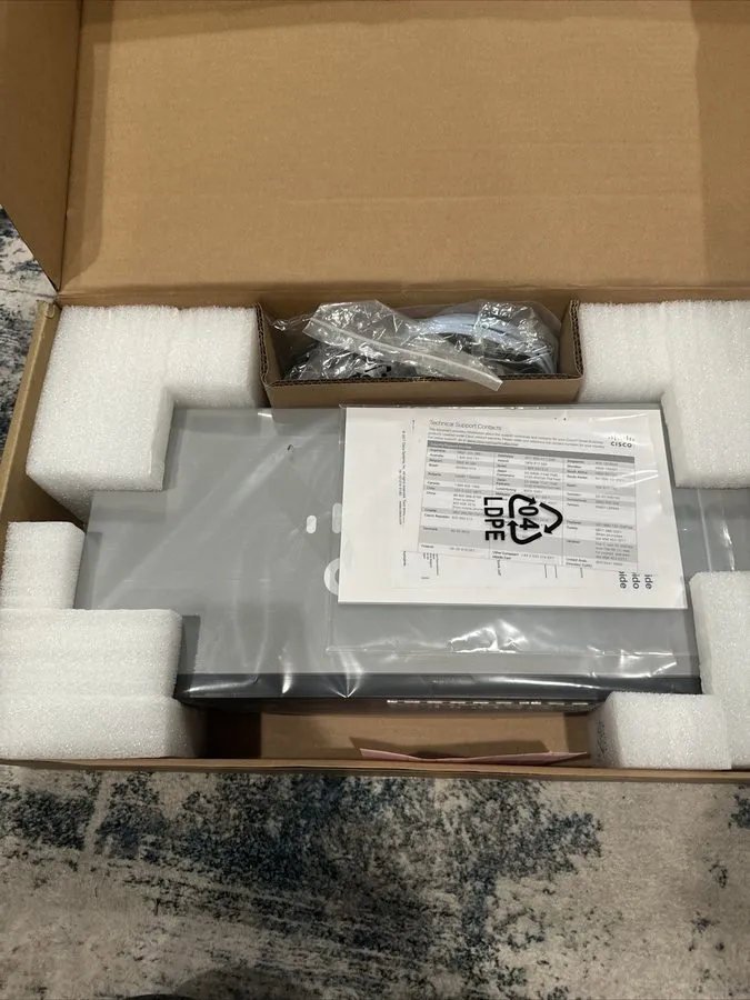 Коммутатор CISCO SF350-24 24 Port Managed Switch