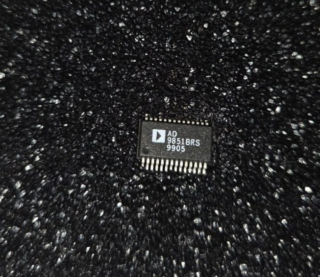 Микросхема AD9851BRS