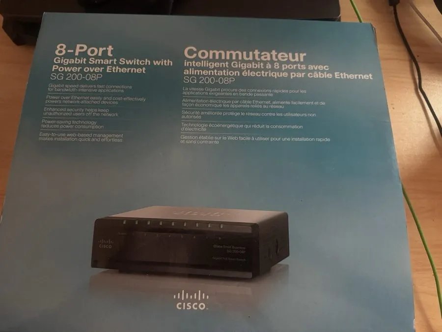 Коммутатор Cisco Small Business Unmanaged (SLM2008PT) 8-Ports Desktop Ethernet S