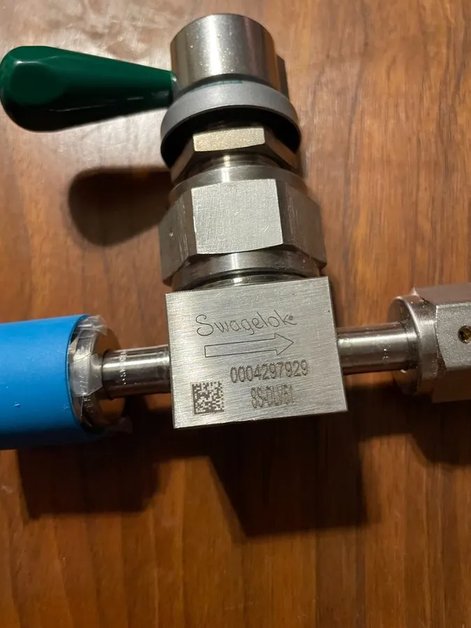 Клапан Swagelok SS-DLV51 High Purity, Pressure Diaphragm Sealed Valve FNSP — фото лота 1