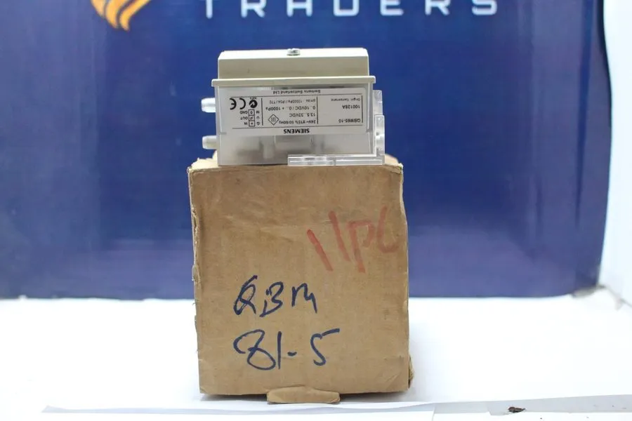 Датчик давления Siemens Qbm65-10 Differential Air Pressure Transmitter 24v 50/60 — фото лота 1