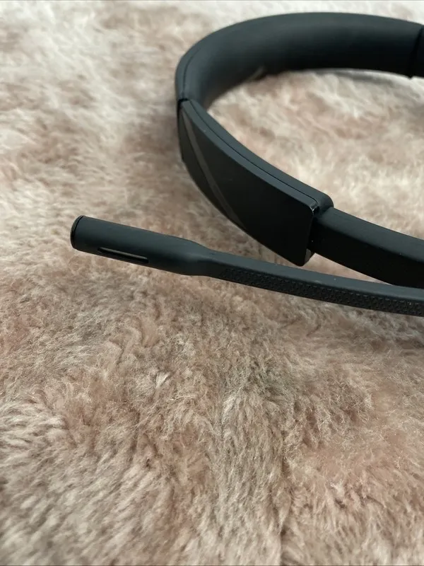 VoIP-шлюз Plantronics Poly Voyager 4210 Wireless Bluetooth Headset B4210T