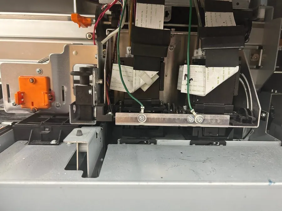 Принтер MUTOH VJ-1638 WIDE HIGH SPEED PRINTER (#3367) — фото лота 1