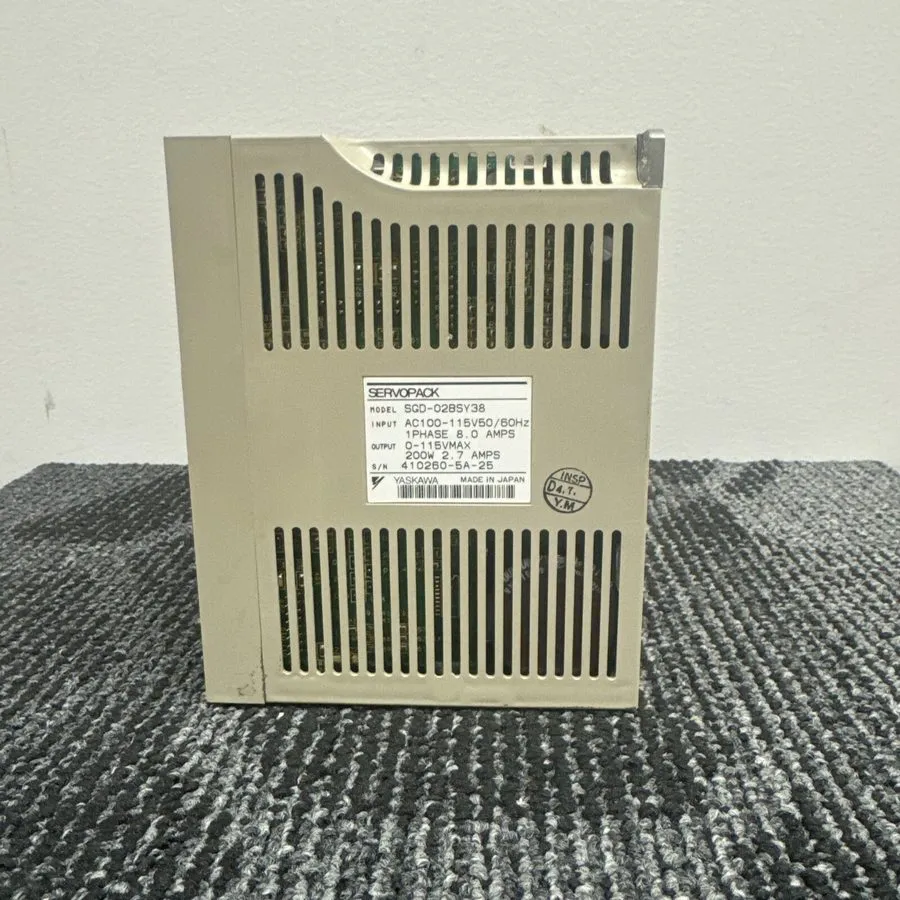 Сервопривод SGD-02BS Yaskawa DEMO Servopack Servo Amplifier (item #134)