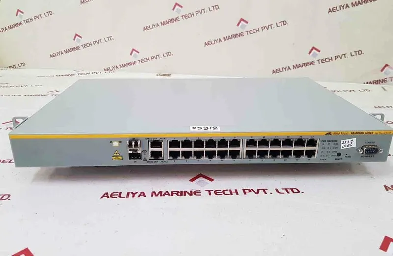 Коммутатор Allied Telesis AT-8000S/24 Network Switch 100-240V AC 1.5A 50-60Hz 24