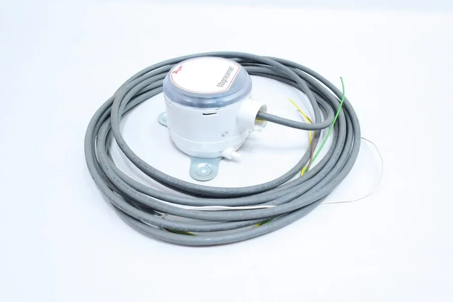 Датчик давления Dwyer MS-141 Magnesense Differential Pressure Transmitter 1psi 2