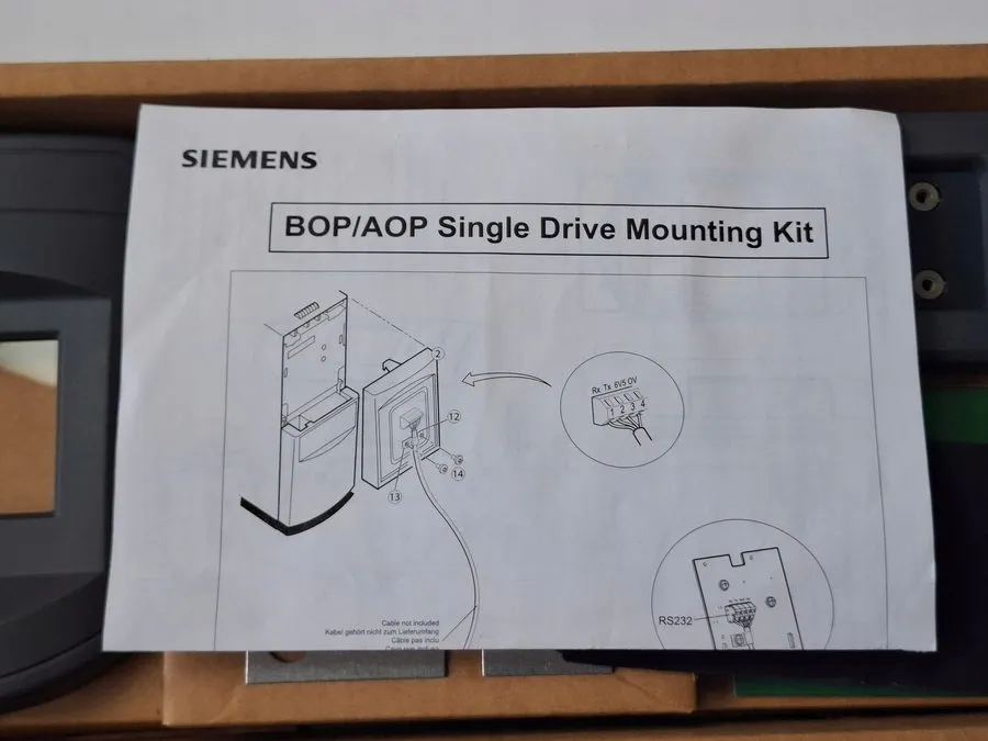 Комплект крепления Siemens 6SE6400-0PM00-0AA0 Micromaster 4 BOP/AOP Single Door 