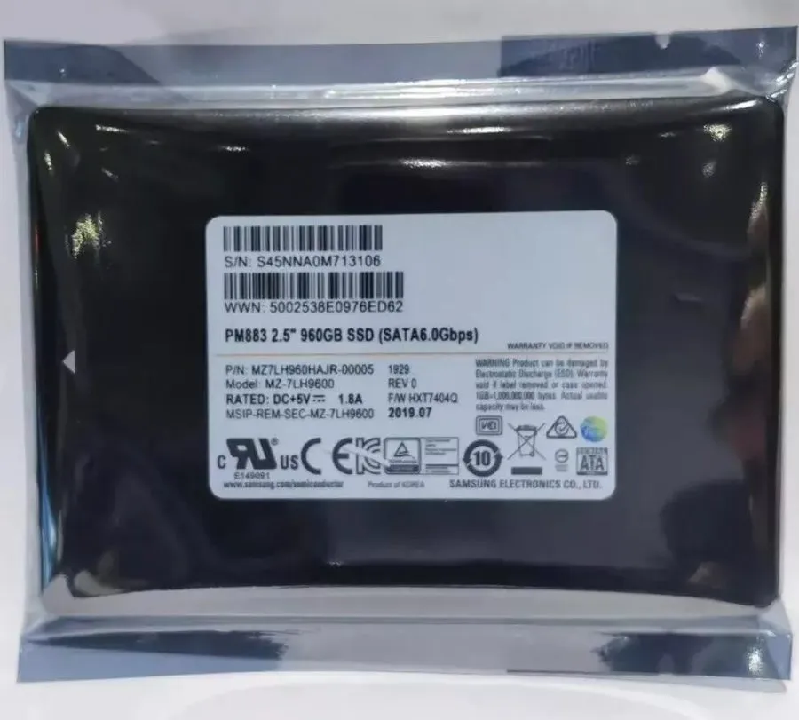 SSD-накопитель Samsung PM883 3.84TB SATA 6.0Gbps SSD Solid State Drives Product 