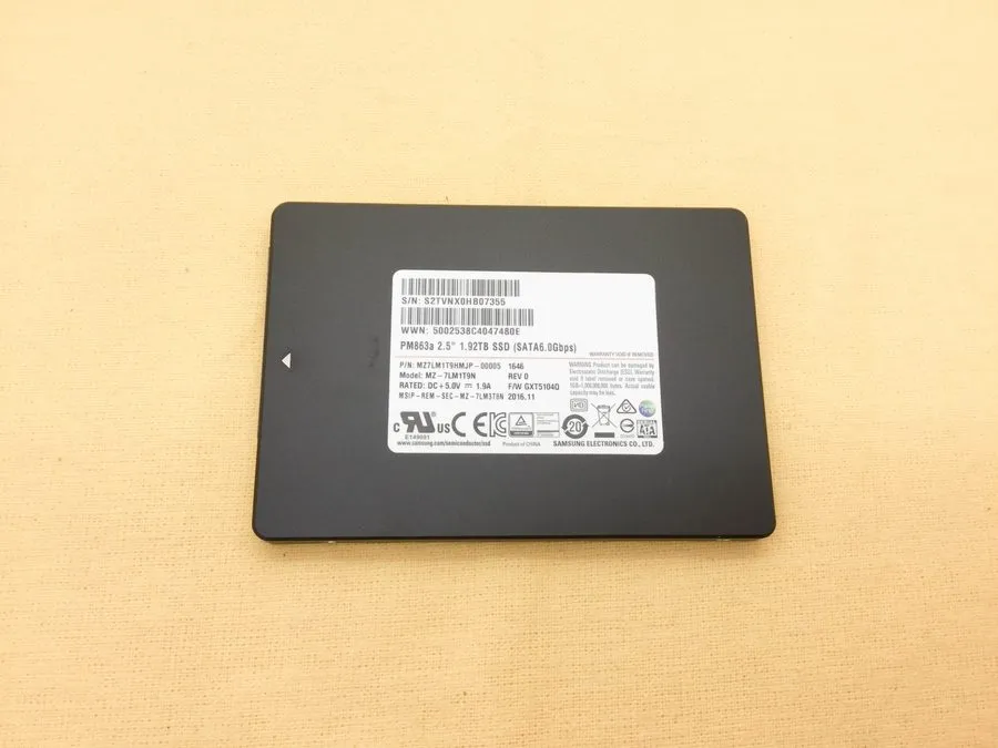 SSD-накопитель Samsung PM863a 2.5"1.92TB SSD SATA 6.0Gpbs Solid State Drive MZ-7