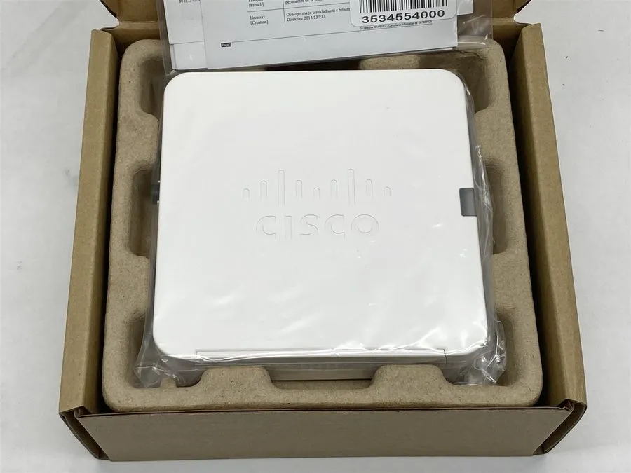 Точка доступа Wi-Fi Cisco WAP125 Wireless AC/N Dual Band Access Point w/PoE WAP1