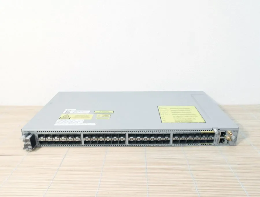 Маршрутизатор Cisco ASR-9000V-DC-A 44-Port GE + 4-Port 10GE Router DC Power