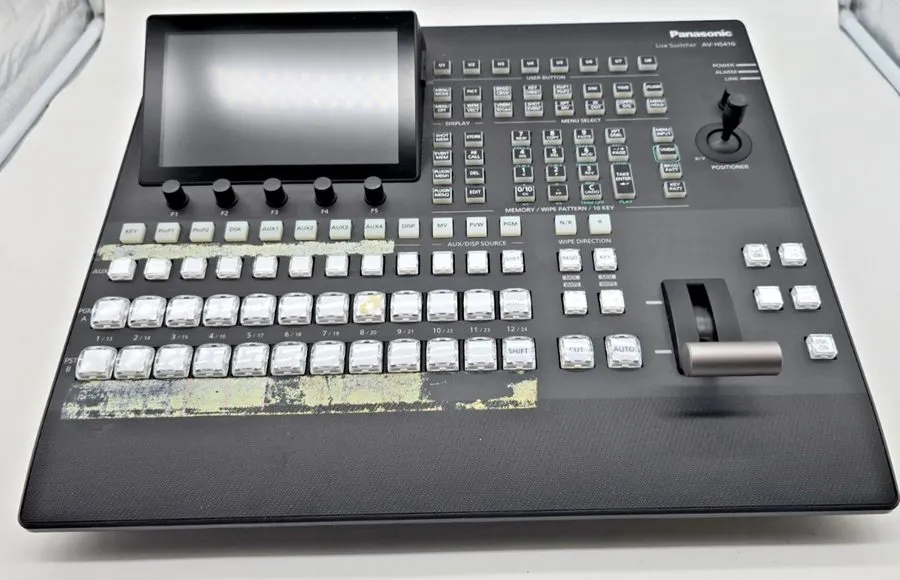Микшерный пульт ^ Panasonic AV-HS410 Multi-Format Live Switcher Pro Studio Audio — фото лота 1