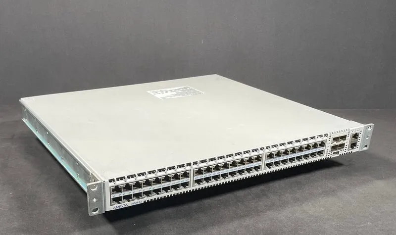 Коммутатор Arista DCS-7050T-52-R 48-Port 10GbE RJ45 & 4x SFP+, Dual AC 1 Year — фото лота 2