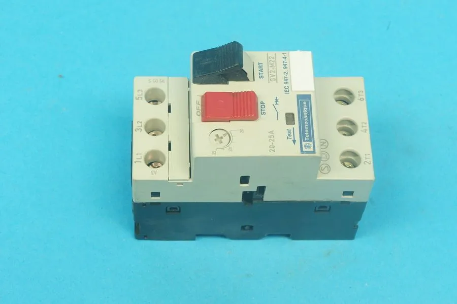 Автоматический выключатель Telemecanique GV2-M22 Motor Circuit Breaker 20-25A