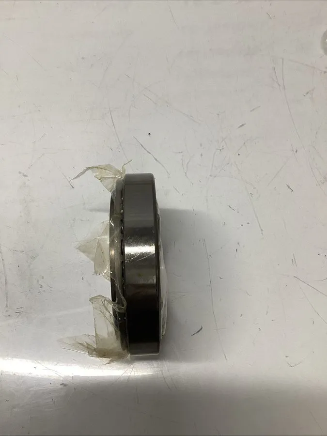 Подшипник 256418 New- SKF 22217 EK/C3 Spherical Roller Bearing 85mmID x 150mmOD — фото лота 1