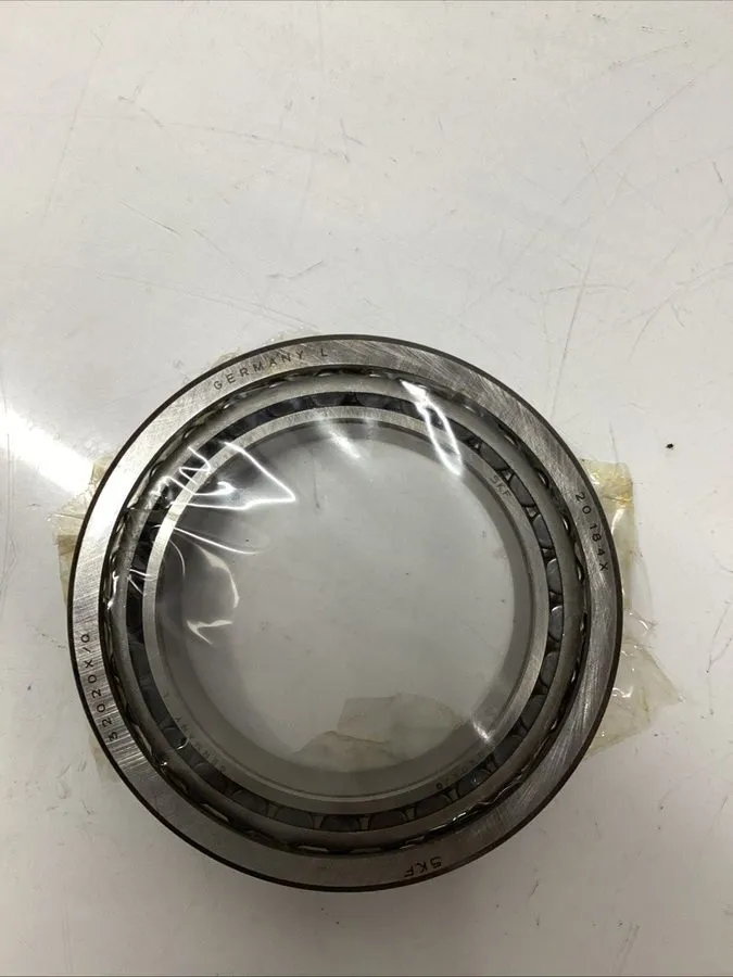 Подшипник 256418 New- SKF 22217 EK/C3 Spherical Roller Bearing 85mmID x 150mmOD — фото лота 2