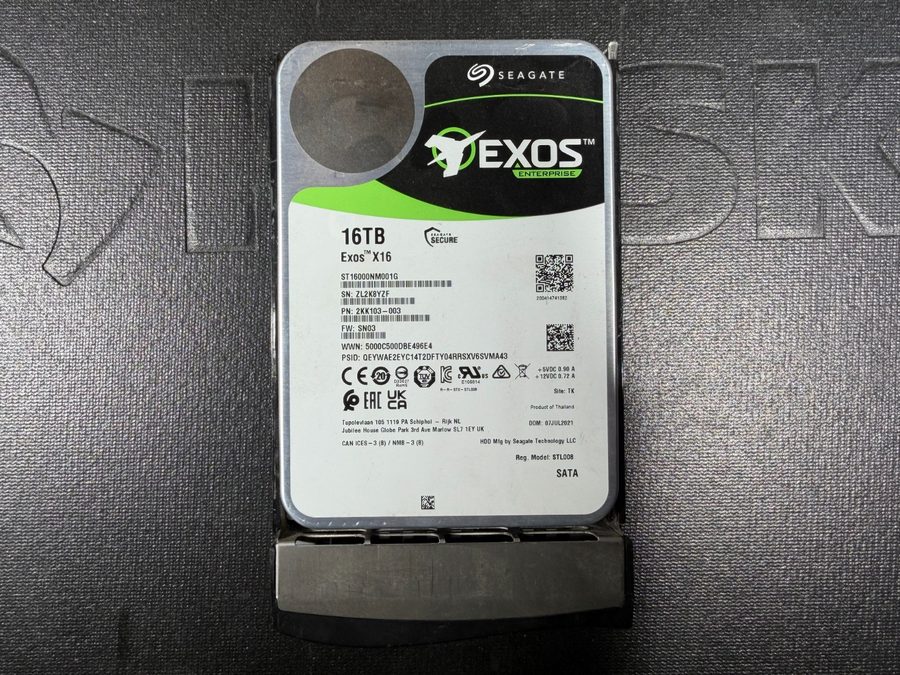Жёсткий диск ST16000NM001G Seagate Exos X16 16TB SATA 7.2K RPM 512e 6GB/s 3.5" H — фото лота 1