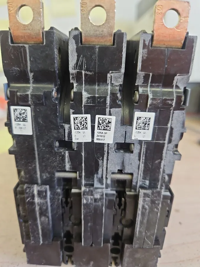 Автоматический выключатель SIEMENS 3VA4112 4ED34 0AA0 3 Pole 125 AMP 3VA4 Frame  — фото лота 2