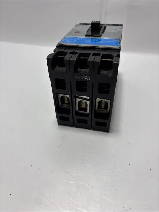 Автоматический выключатель Siemens Sentron Series 3 pole circuit breaker 125A 48