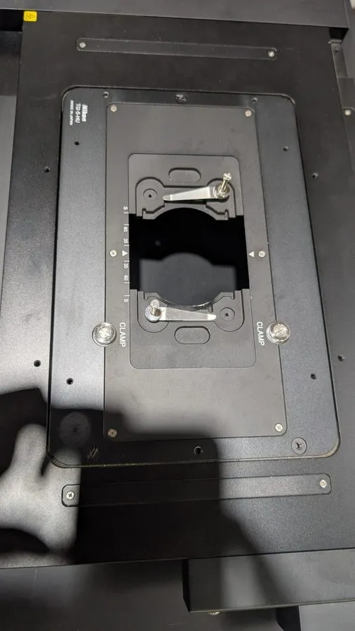 Микроскоп Nikon TI2-S-HU Universal Holder Stage Insert — фото лота 1