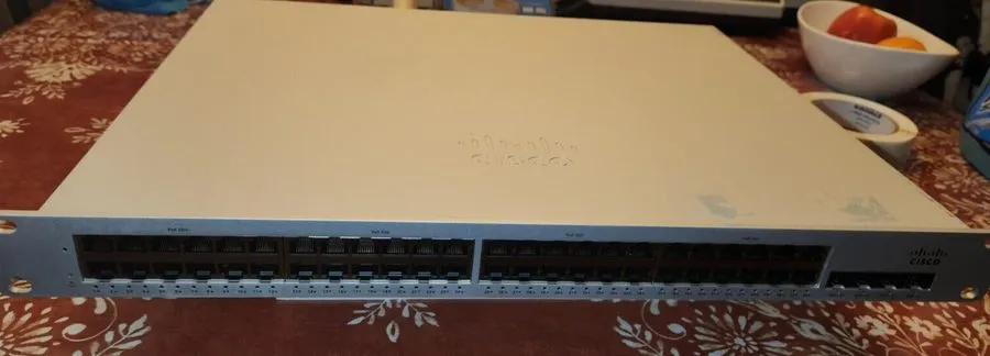 Коммутатор Cisco Meraki (MS225-48FP) 48-Port Gigabit PoE+ Switch 740W Unclaimed