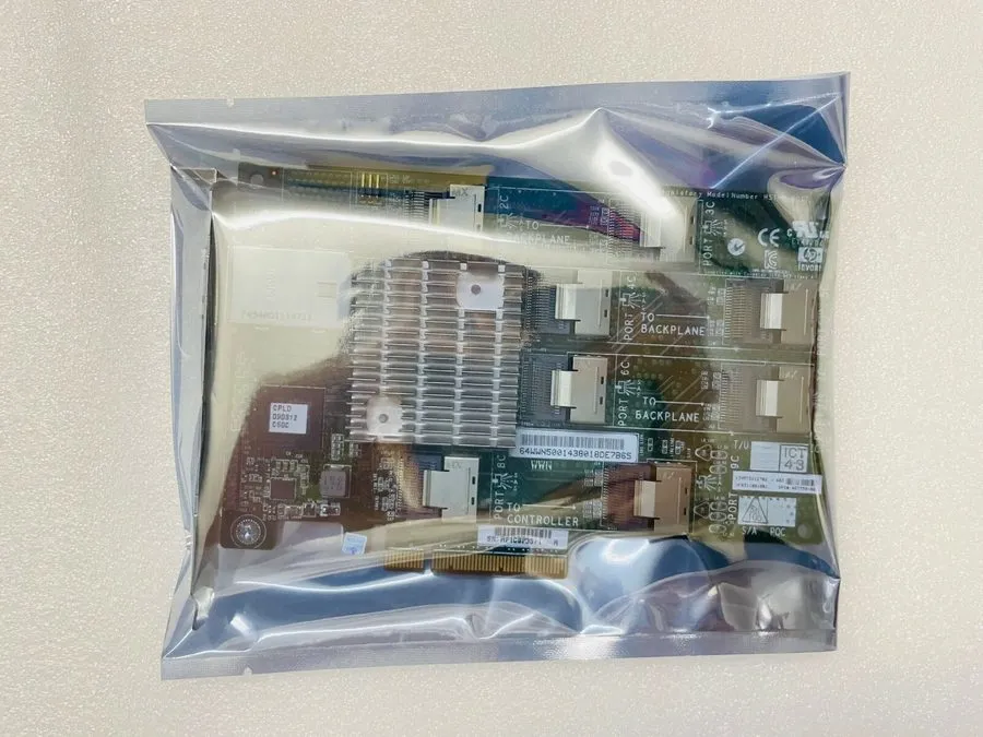 Экспандер HP 468406-B21 487738-001 468405-001 24BAY 3GB sas expander card 468405