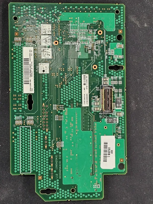 Контроллер x HP 412206-001 P400i Smart Array SAS RAID Controller + Cache Module