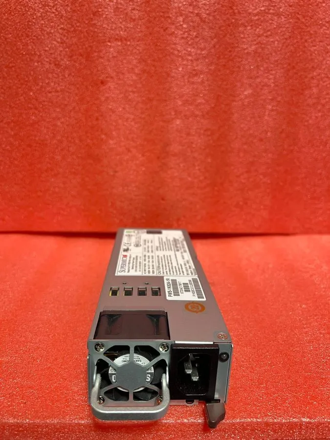 Блок питания Supermicro 740W 80-Plus Platinum 1U Server Switching Power Supply P