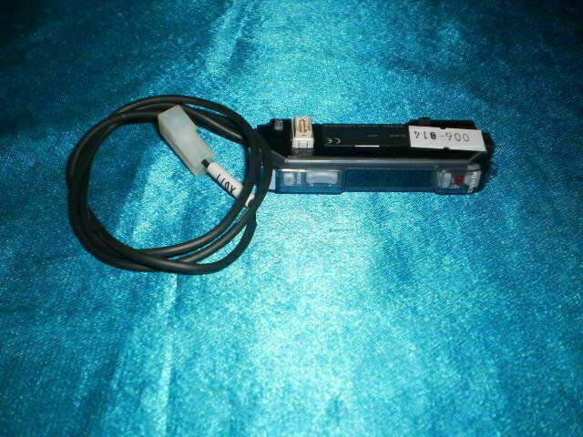 Датчик KEYENCE FS-V22 Fiber Optic Sensor