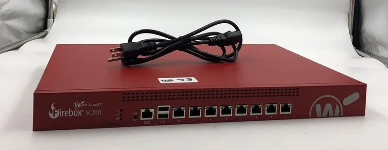Межсетевой экран WatchGuard FireBox M200 ML3AE8 8-Port Gigabit Ethernet Network  — фото лота 1